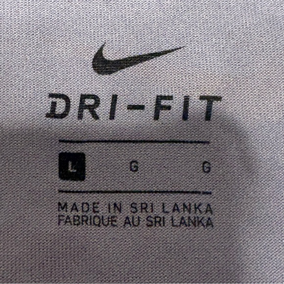 Nike Women’s Large Purple Dri-FIT Tank - Picture 4 of 9